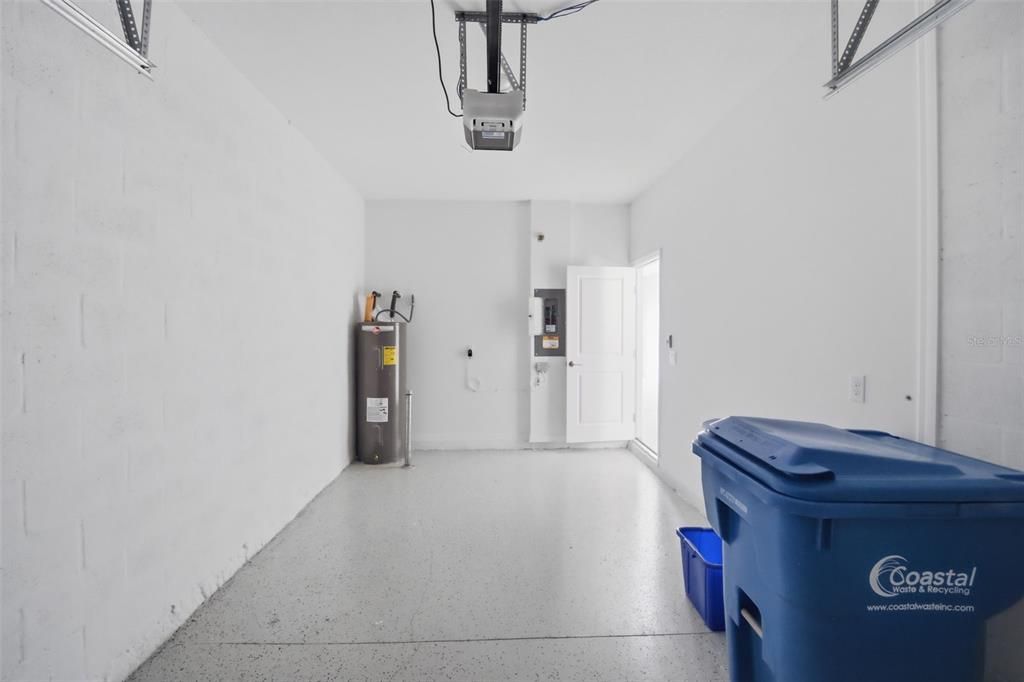 En Venta: $289,000 (3 camas, 2 baños, 1373 Pies cuadrados)