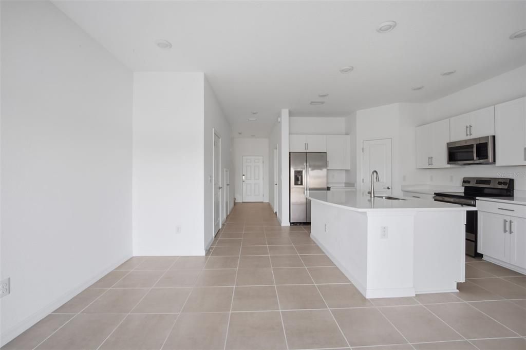 En Venta: $289,000 (3 camas, 2 baños, 1373 Pies cuadrados)