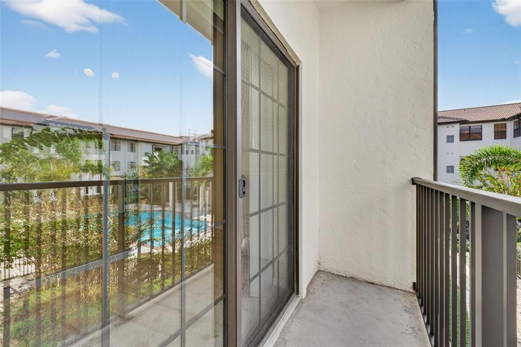 For Rent: $1,650 (2 beds, 2 baths, 1107 Square Feet)