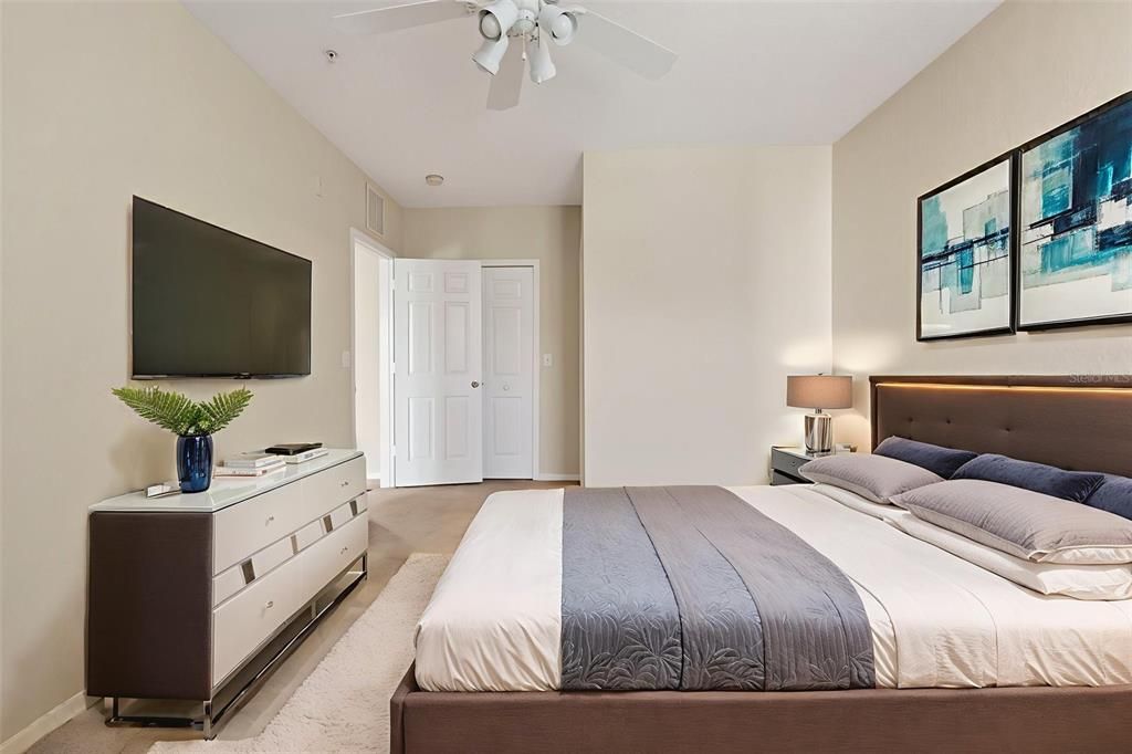 For Rent: $1,650 (2 beds, 2 baths, 1107 Square Feet)