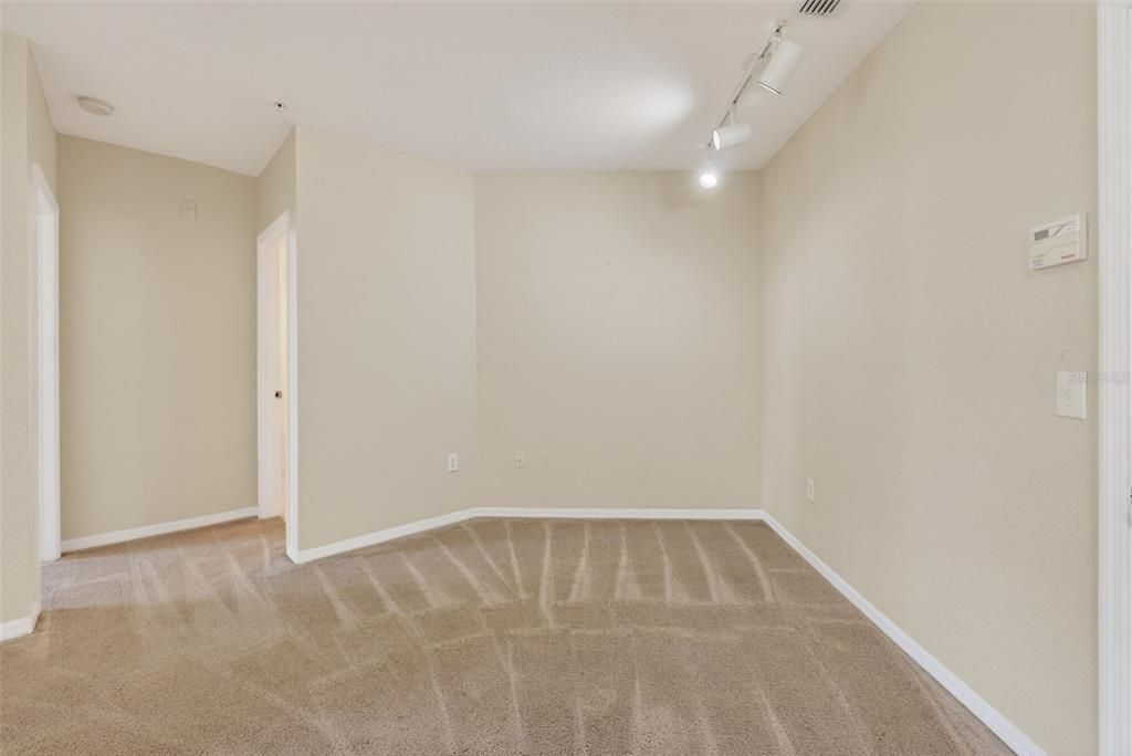 For Rent: $1,650 (2 beds, 2 baths, 1107 Square Feet)