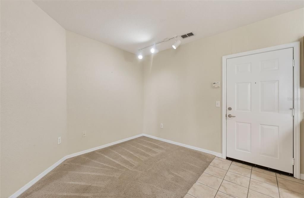 For Rent: $1,650 (2 beds, 2 baths, 1107 Square Feet)