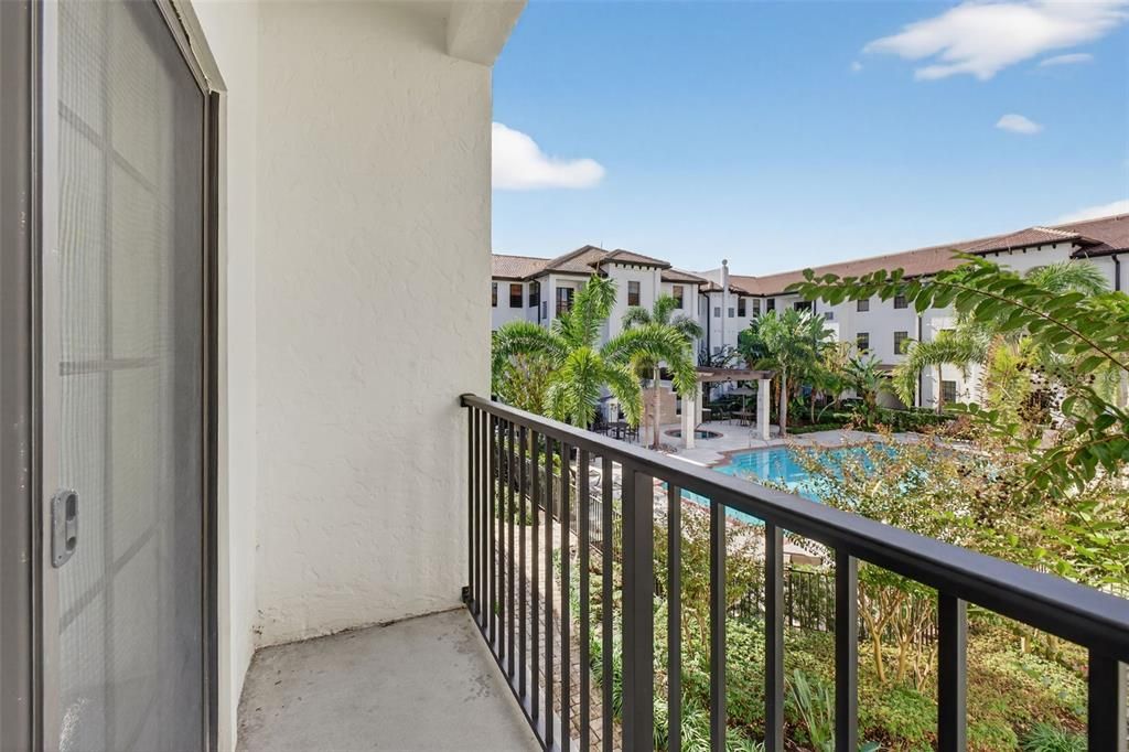 For Rent: $1,650 (2 beds, 2 baths, 1107 Square Feet)