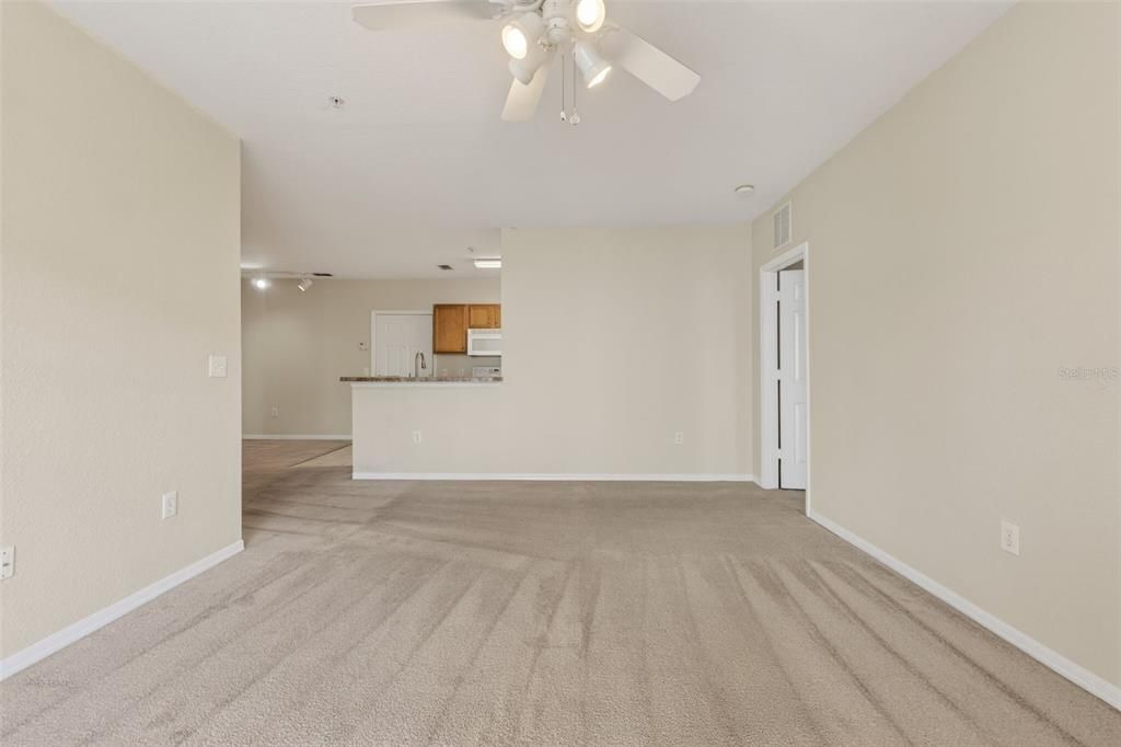 For Rent: $1,650 (2 beds, 2 baths, 1107 Square Feet)