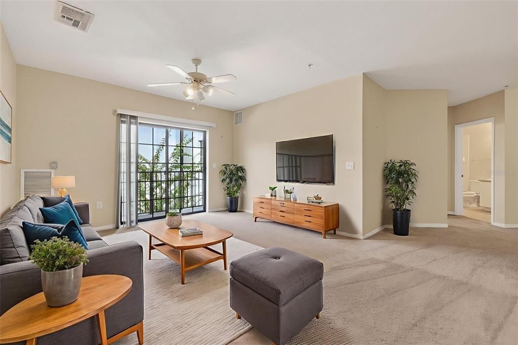 For Rent: $1,650 (2 beds, 2 baths, 1107 Square Feet)