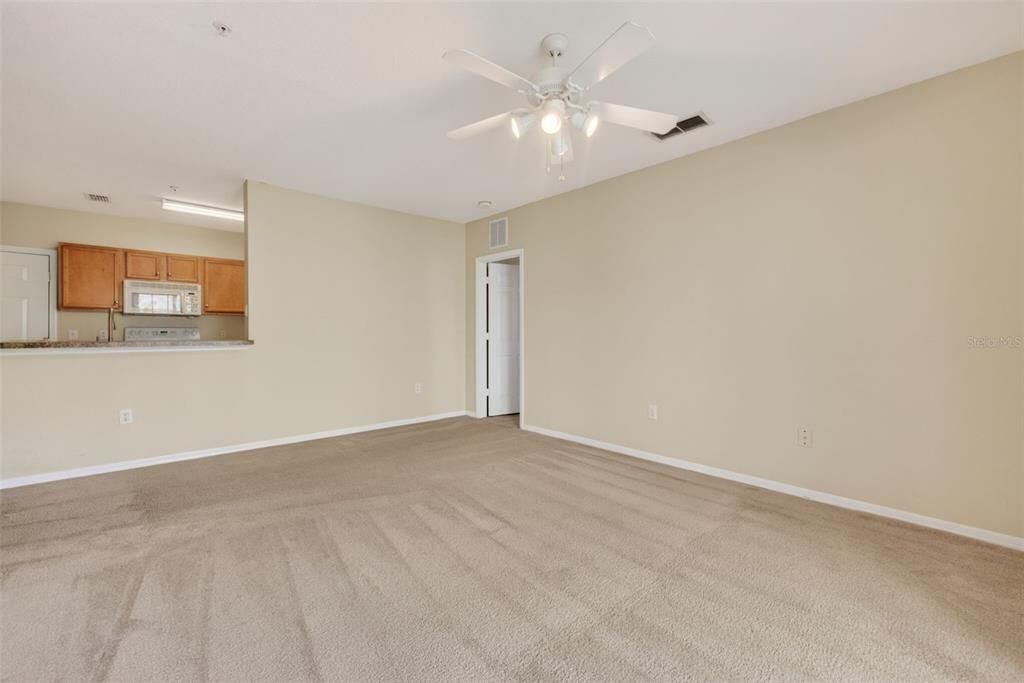 For Rent: $1,650 (2 beds, 2 baths, 1107 Square Feet)