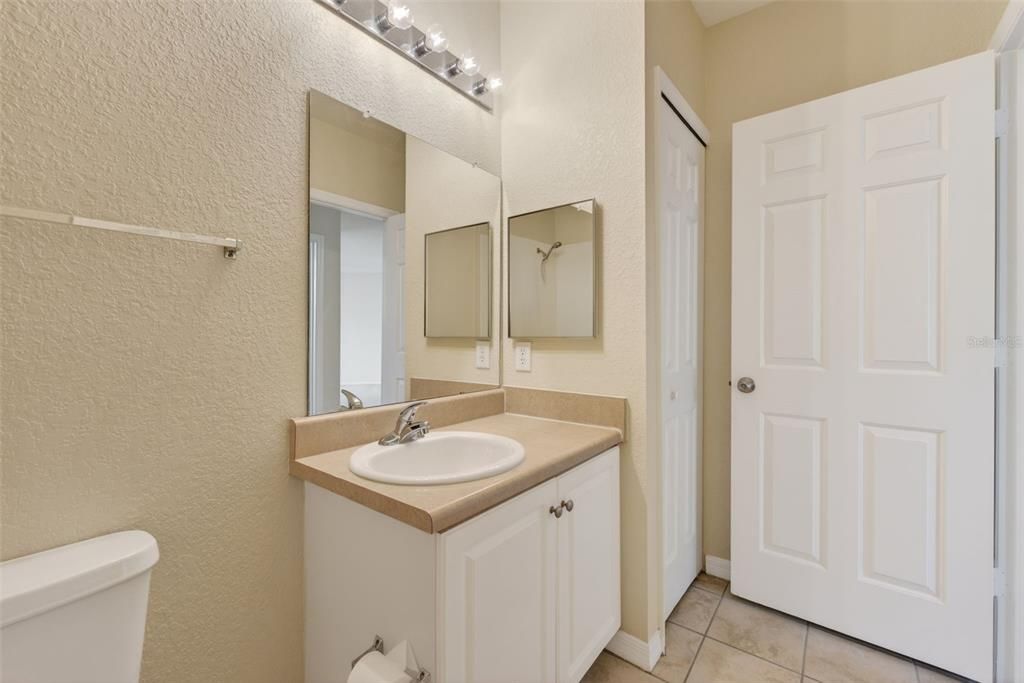 For Rent: $1,650 (2 beds, 2 baths, 1107 Square Feet)