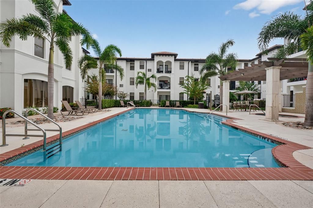 For Rent: $1,650 (2 beds, 2 baths, 1107 Square Feet)