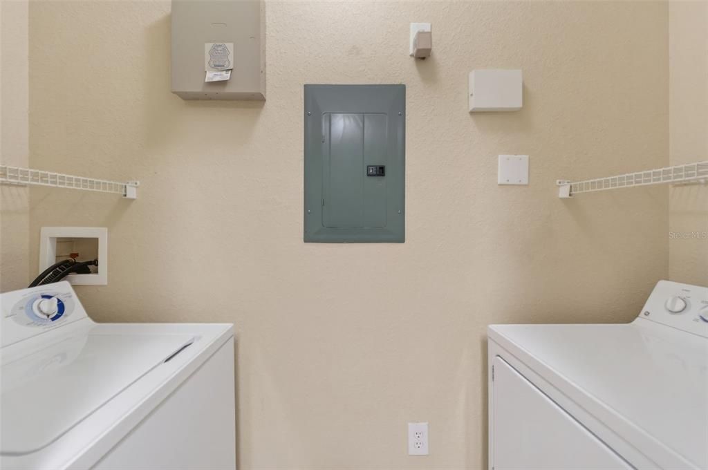 For Rent: $1,650 (2 beds, 2 baths, 1107 Square Feet)