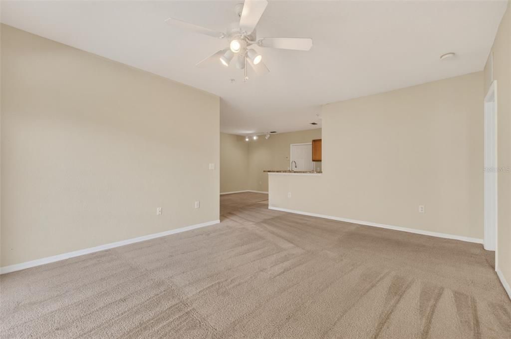 For Rent: $1,650 (2 beds, 2 baths, 1107 Square Feet)