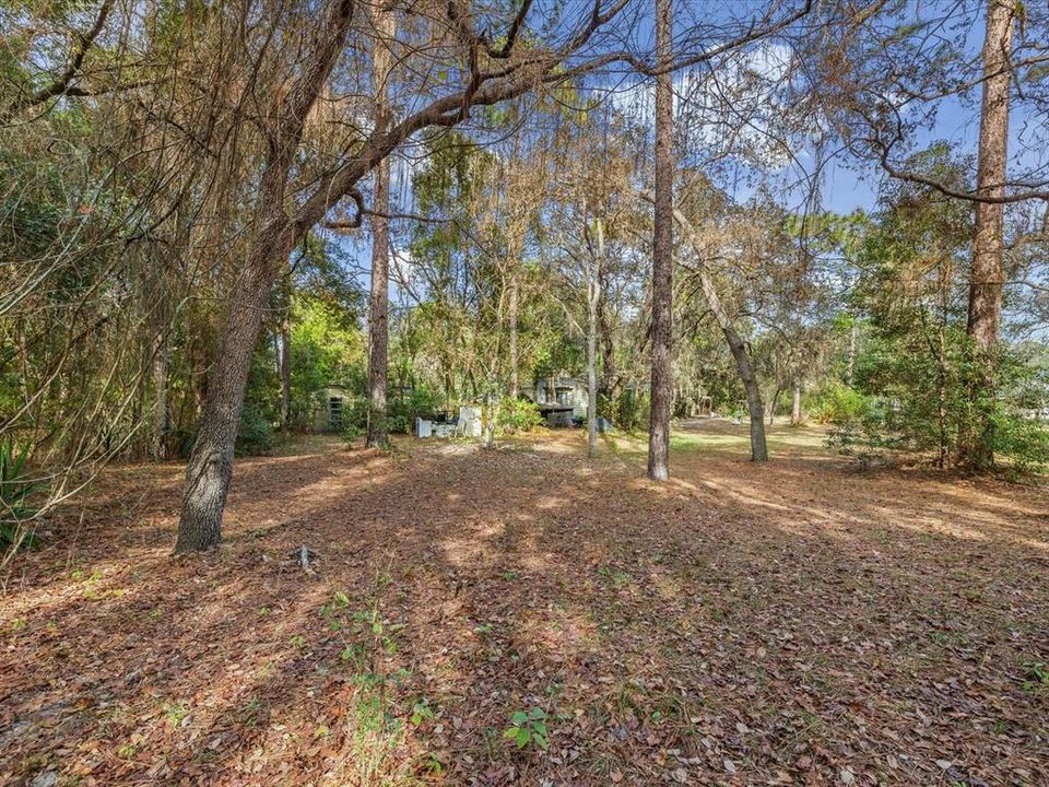 For Sale: $190,000 (3 beds, 2 baths, 1252 Square Feet)