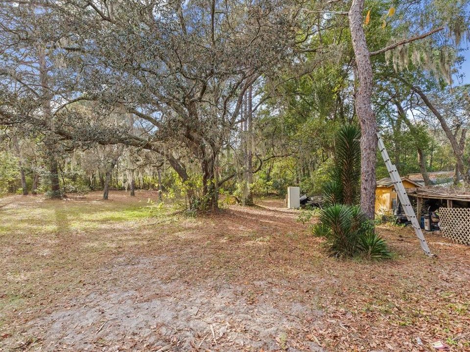 For Sale: $190,000 (3 beds, 2 baths, 1252 Square Feet)