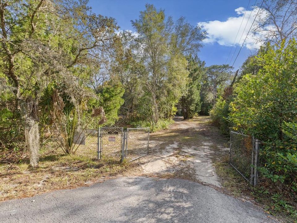 For Sale: $190,000 (3 beds, 2 baths, 1252 Square Feet)