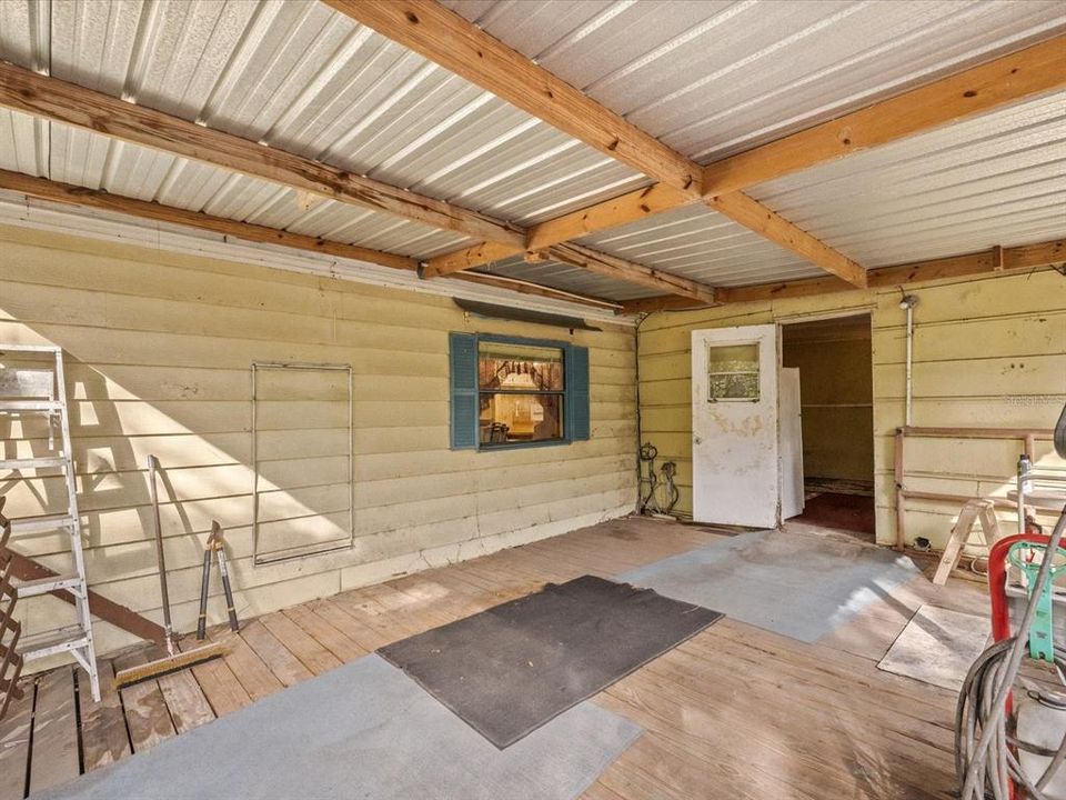 For Sale: $190,000 (3 beds, 2 baths, 1252 Square Feet)