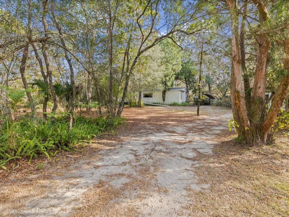 For Sale: $190,000 (3 beds, 2 baths, 1252 Square Feet)