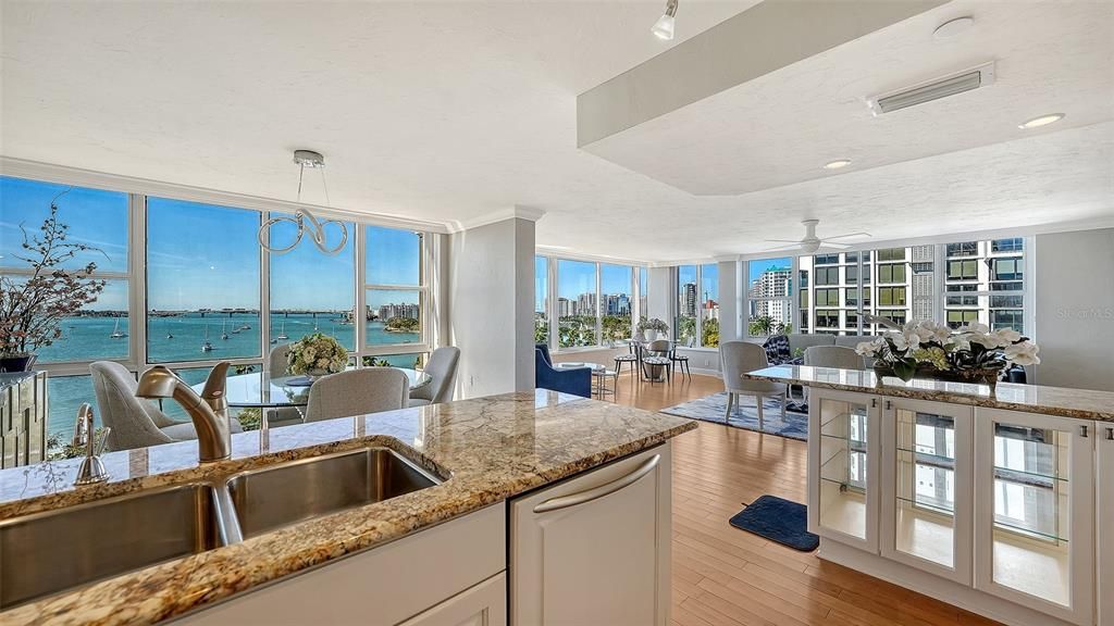 待售: $995,000 (2 贝兹, 2 浴室, 1408 平方英尺)