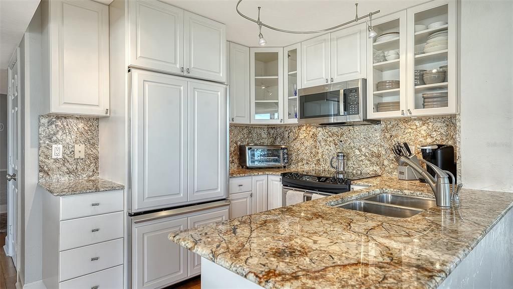 待售: $995,000 (2 贝兹, 2 浴室, 1408 平方英尺)