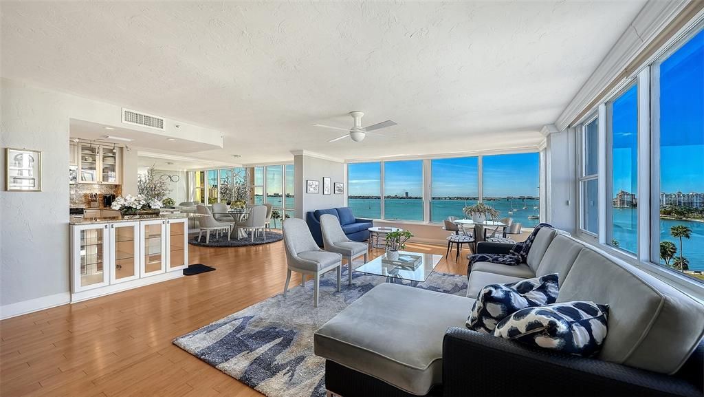 待售: $995,000 (2 贝兹, 2 浴室, 1408 平方英尺)