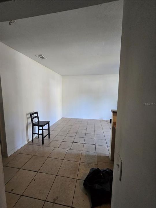 En Venta: $300,000 (6 camas, 0 baños, 1926 Pies cuadrados)