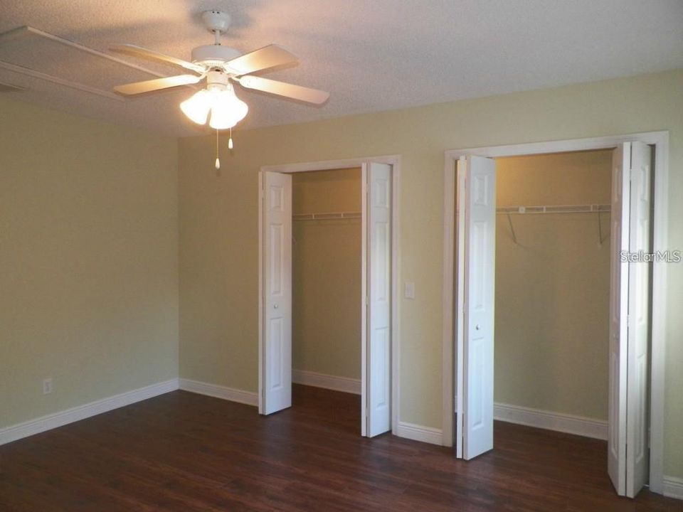 待售: $210,000 (2 贝兹, 2 浴室, 1247 平方英尺)