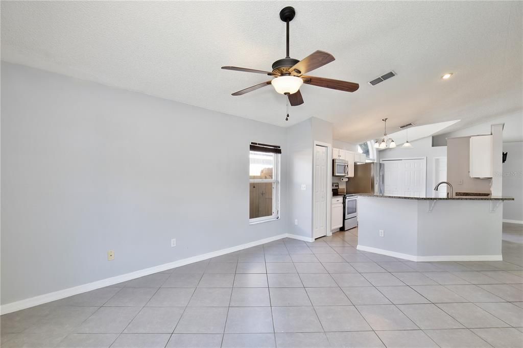 For Sale: $525,000 (3 beds, 2 baths, 1683 Square Feet)