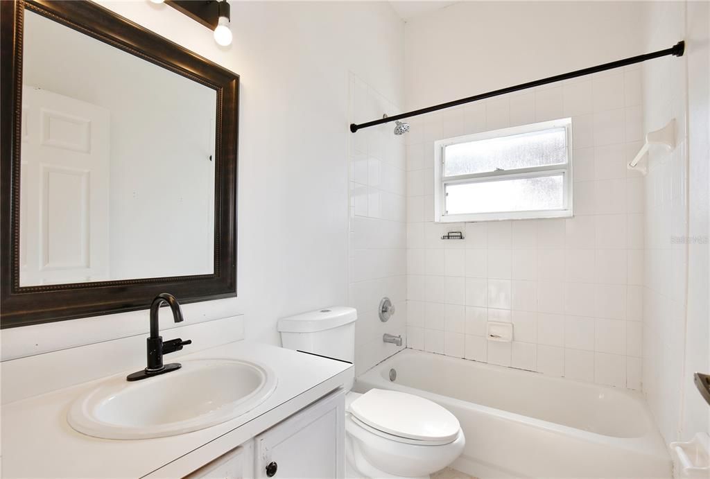 For Sale: $525,000 (3 beds, 2 baths, 1683 Square Feet)