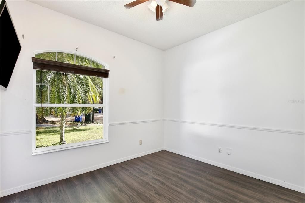 For Sale: $525,000 (3 beds, 2 baths, 1683 Square Feet)