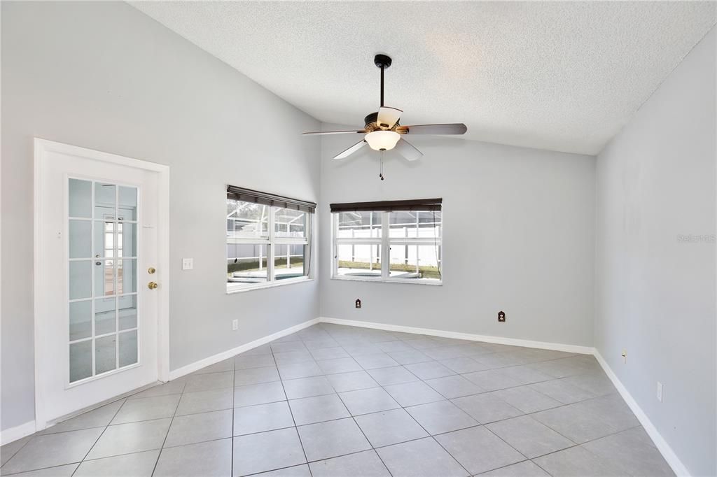 For Sale: $525,000 (3 beds, 2 baths, 1683 Square Feet)