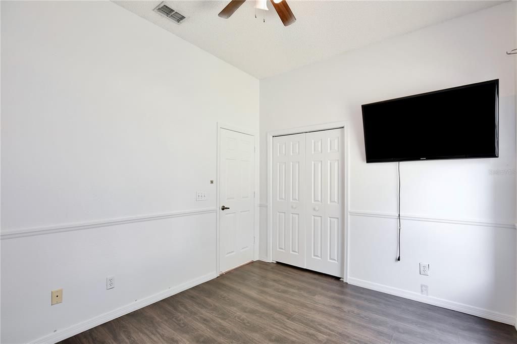 For Sale: $525,000 (3 beds, 2 baths, 1683 Square Feet)