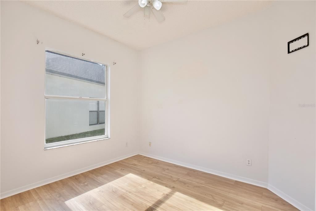 For Sale: $525,000 (3 beds, 2 baths, 1683 Square Feet)