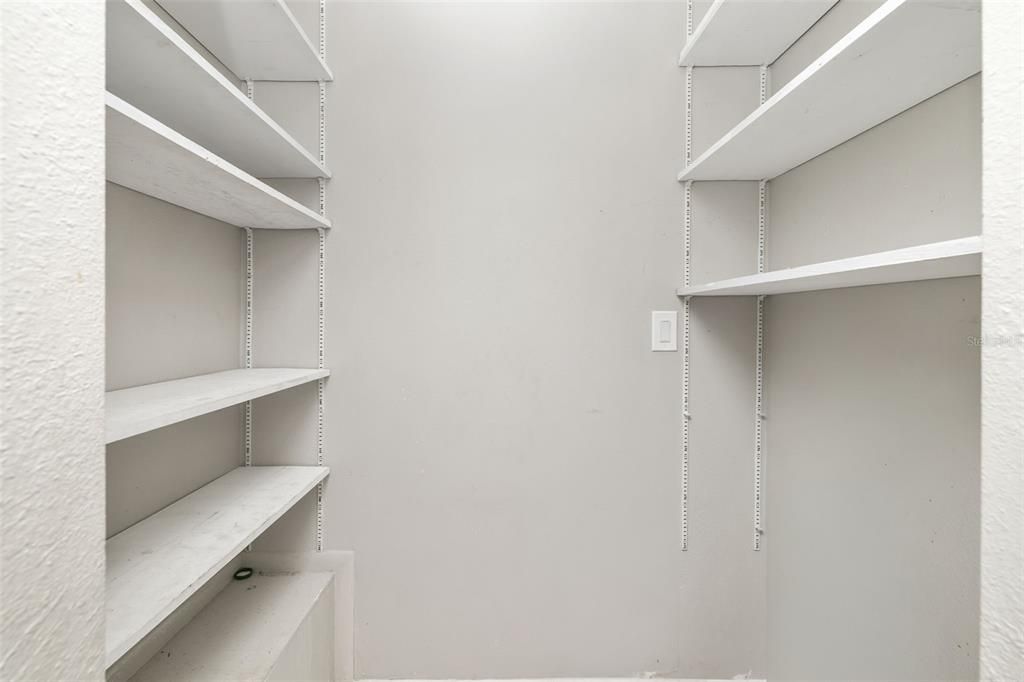 En Venta: $460,000 (3 camas, 2 baños, 1820 Pies cuadrados)