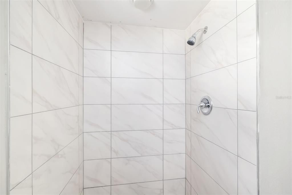 En Venta: $460,000 (3 camas, 2 baños, 1820 Pies cuadrados)