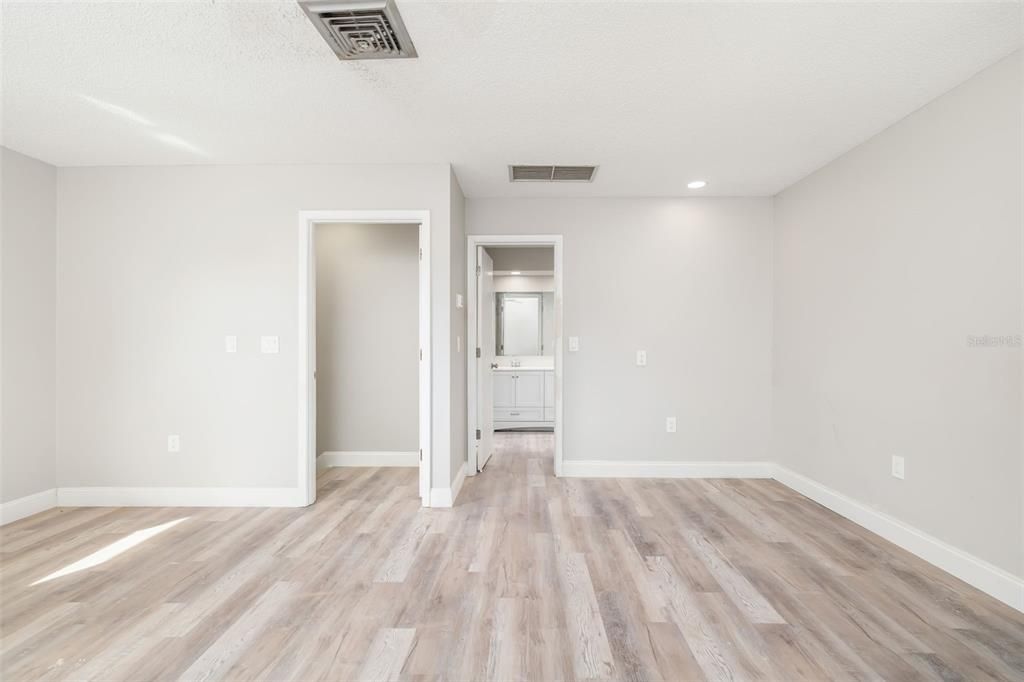 En Venta: $460,000 (3 camas, 2 baños, 1820 Pies cuadrados)