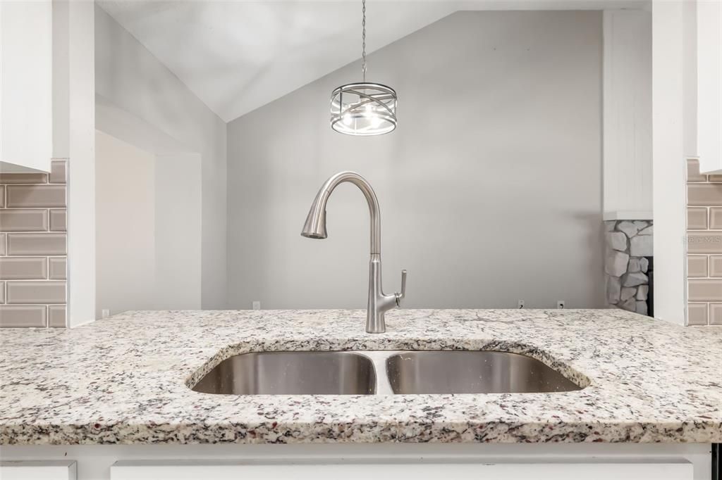 En Venta: $460,000 (3 camas, 2 baños, 1820 Pies cuadrados)