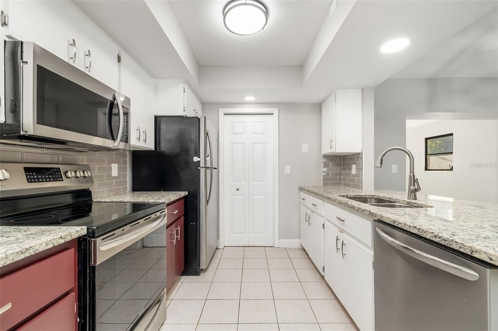 En Venta: $460,000 (3 camas, 2 baños, 1820 Pies cuadrados)