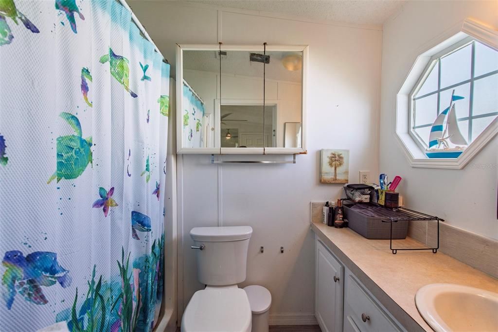 待售: $150,000 (2 贝兹, 2 浴室, 864 平方英尺)