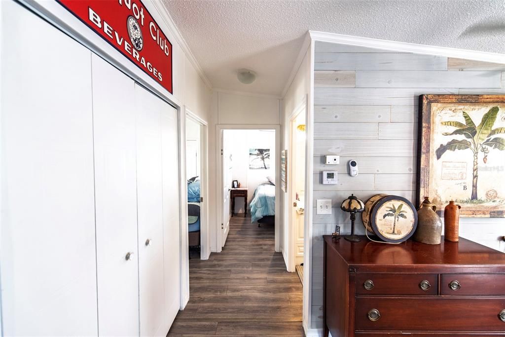 待售: $150,000 (2 贝兹, 2 浴室, 864 平方英尺)