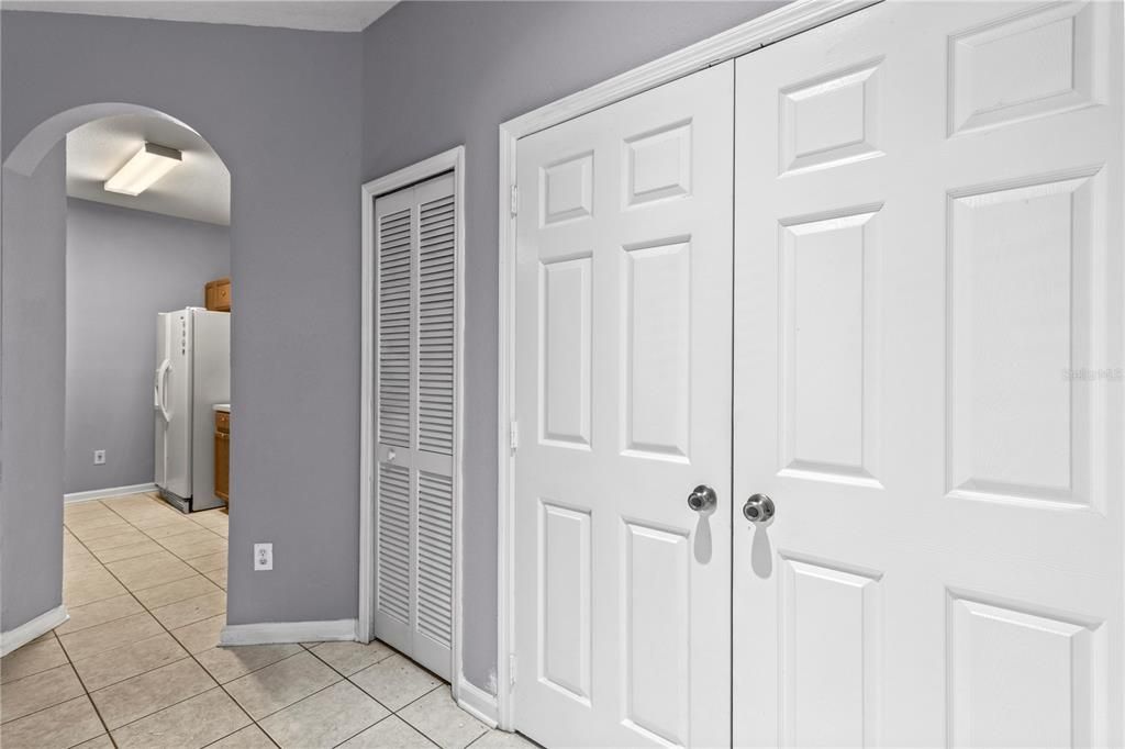 В аренду: $1,850 (3 спален, 2 ванн, 1206 Квадратных фут)