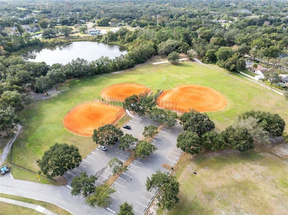 待售: $435,000 (3 贝兹, 2 浴室, 1628 平方英尺)