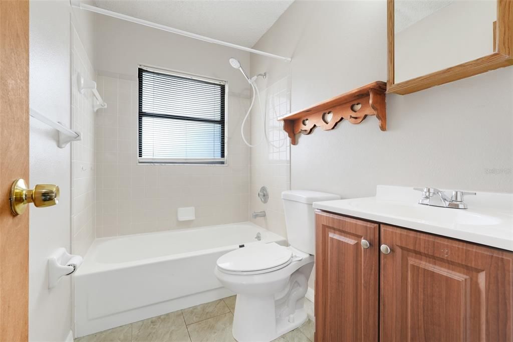 待售: $337,000 (3 贝兹, 2 浴室, 1203 平方英尺)