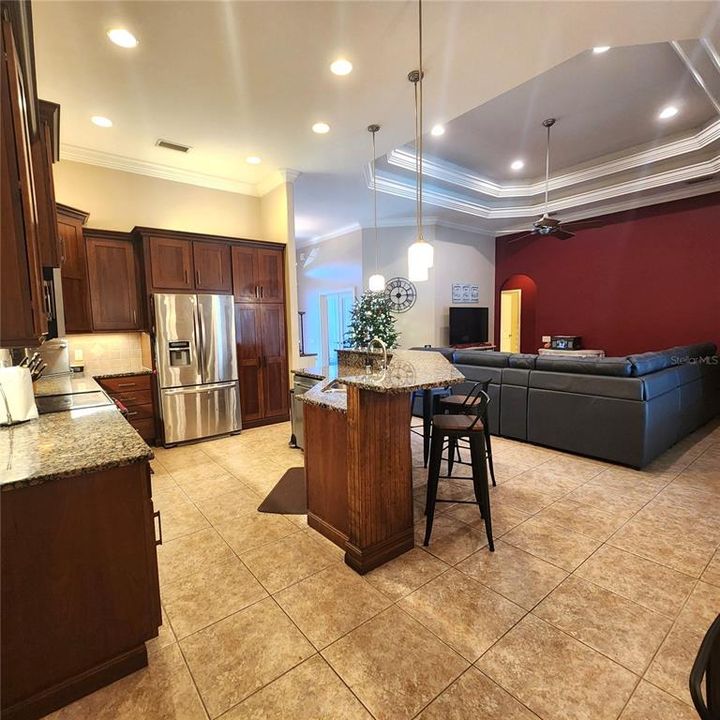 На продажу: $590,000 (4 спален, 3 ванн, 2675 Квадратных фут)