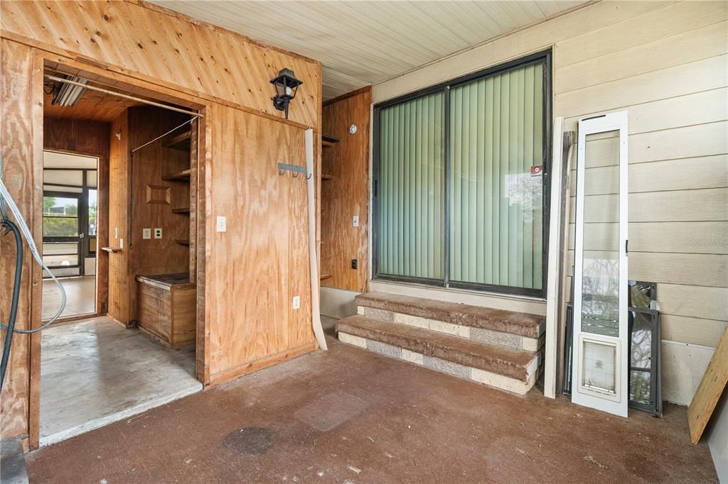 For Sale: $110,000 (2 beds, 2 baths, 1280 Square Feet)