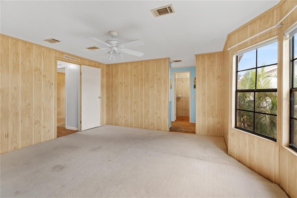 For Sale: $110,000 (2 beds, 2 baths, 1280 Square Feet)