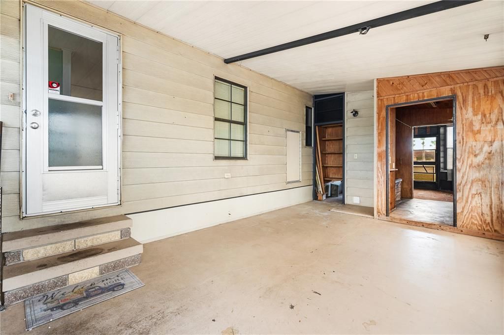 For Sale: $110,000 (2 beds, 2 baths, 1280 Square Feet)