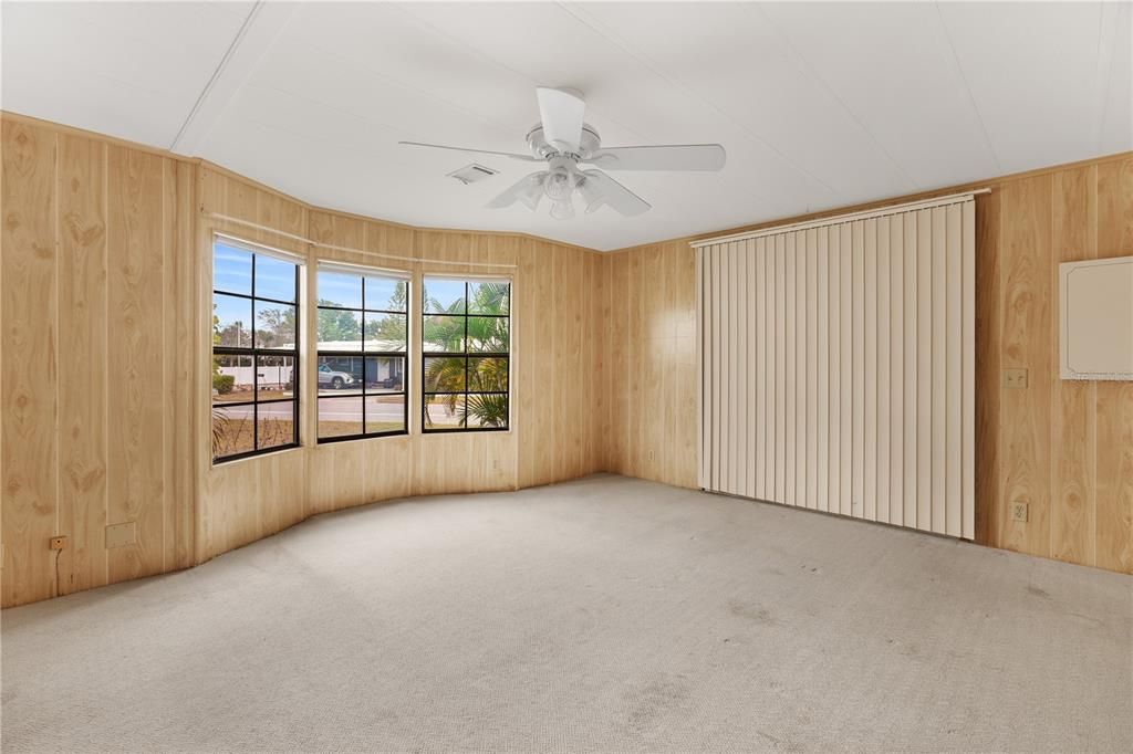 For Sale: $110,000 (2 beds, 2 baths, 1280 Square Feet)