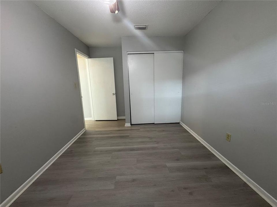 For Rent: $1,225 (2 beds, 1 baths, 2588 Square Feet)