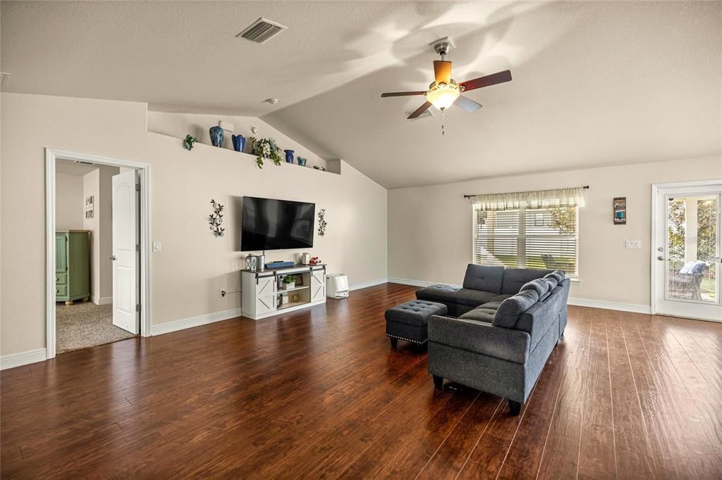 For Sale: $429,000 (3 beds, 2 baths, 1965 Square Feet)