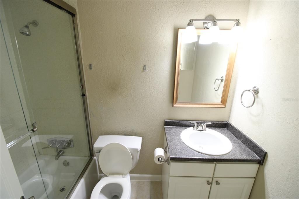 For Rent: $1,800 (3 beds, 2 baths, 1480 Square Feet)