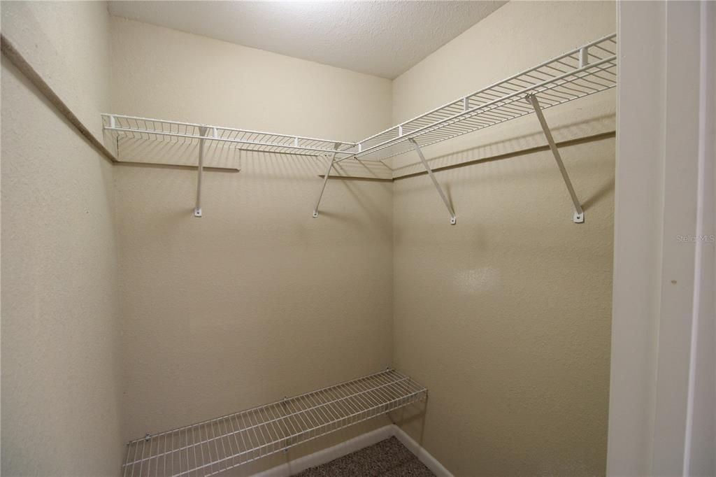 For Rent: $1,800 (3 beds, 2 baths, 1480 Square Feet)