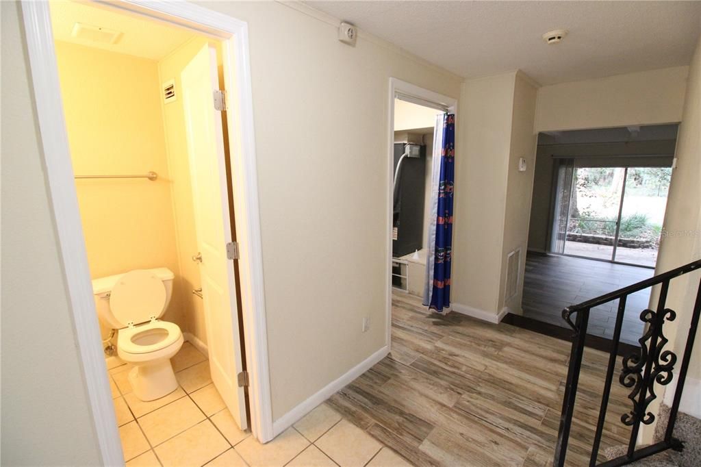 For Rent: $1,800 (3 beds, 2 baths, 1480 Square Feet)